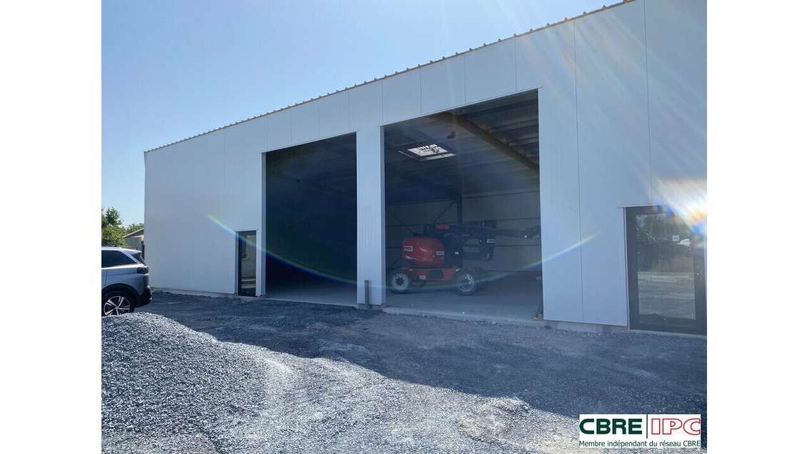 A louer local d'activité 179m² à Mont-de-Marsan