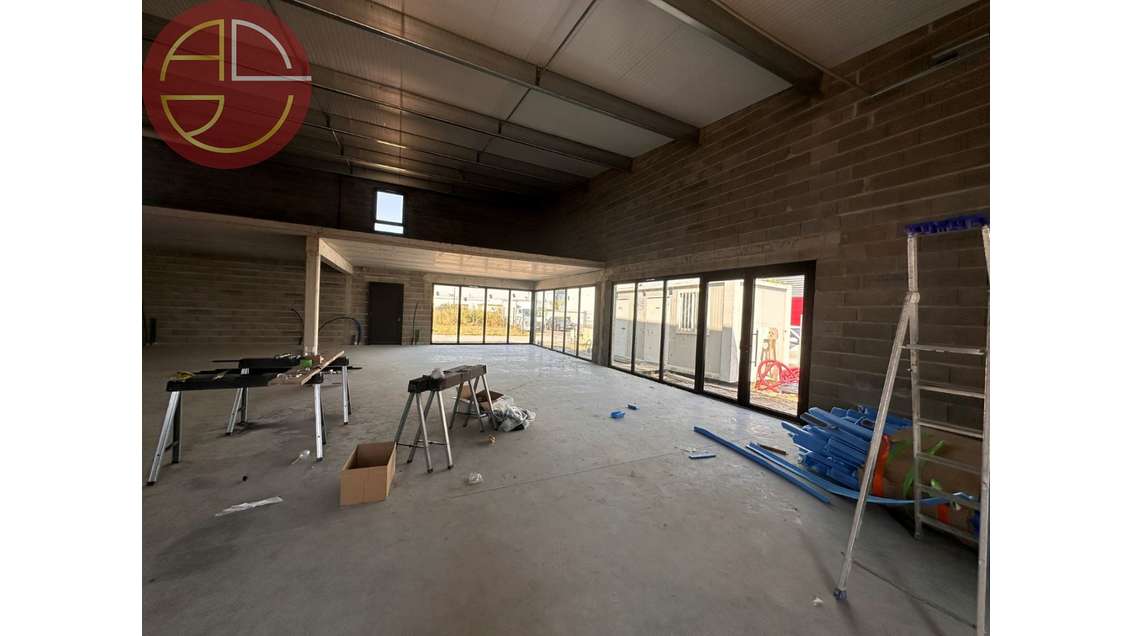 A louer local activité 420m² à Plaisance-du-Touch