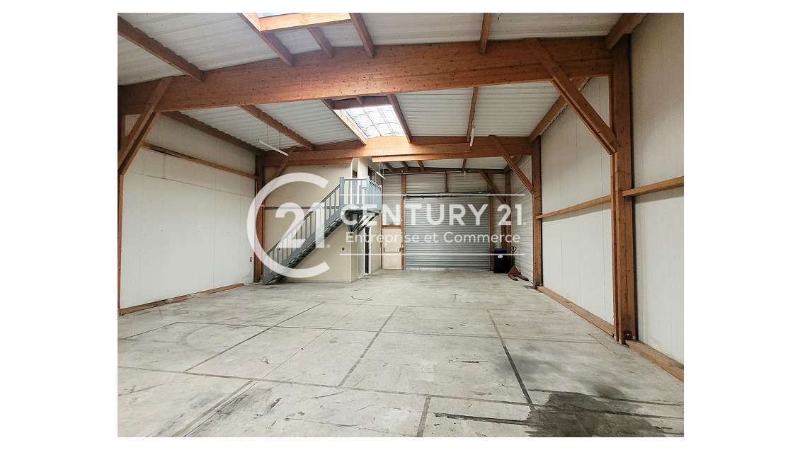 A louer local 200m² Zone de Brais à Saint-Nazaire