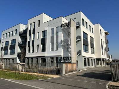 A louer bureaux de 824m² + parkings à Saint Priest