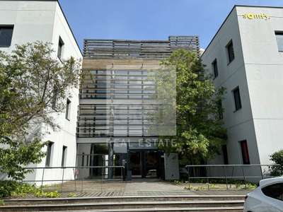 A louer commerce ou bureaux 91m² Bourgoin Jallieu