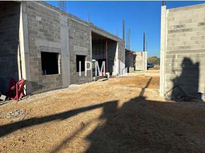 A louer local d'activité neuf 720m² ZI de Rognac