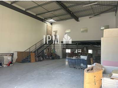 A louer local 285m² ZA La Penne-sur-Huveaune