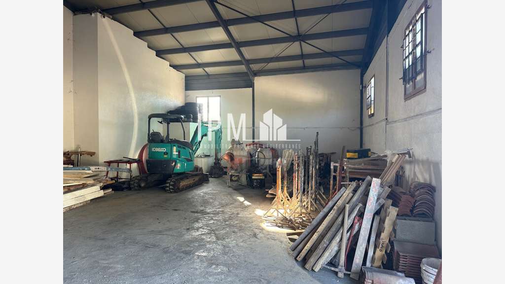 A louer local 170m² à Septèmes-les-Vallons