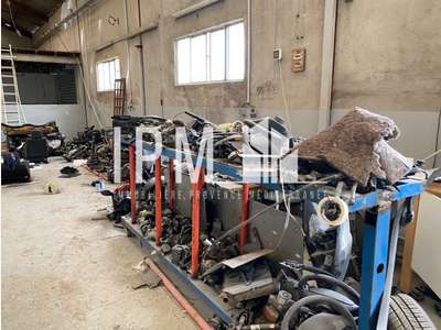 A louer local d'activité 500m² sur 2300m² Aubagne