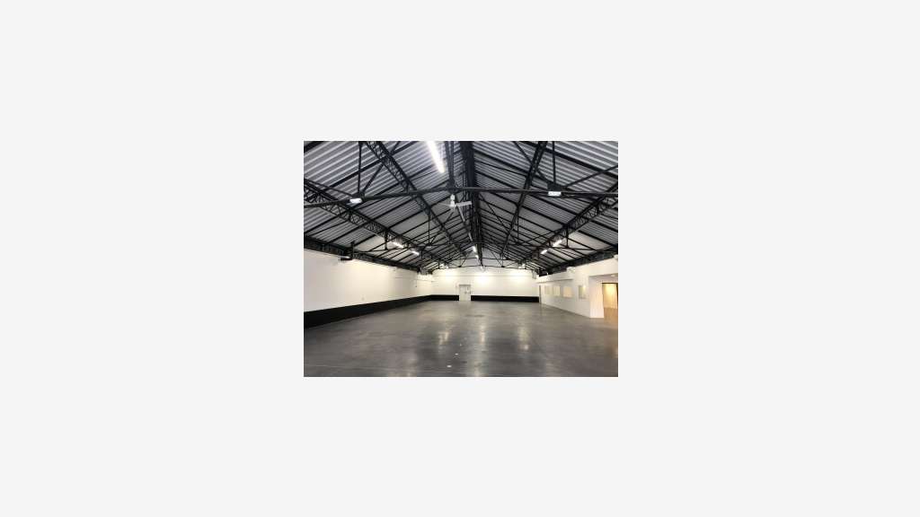 A louer entrepôts 700m² à Amiens Ouest