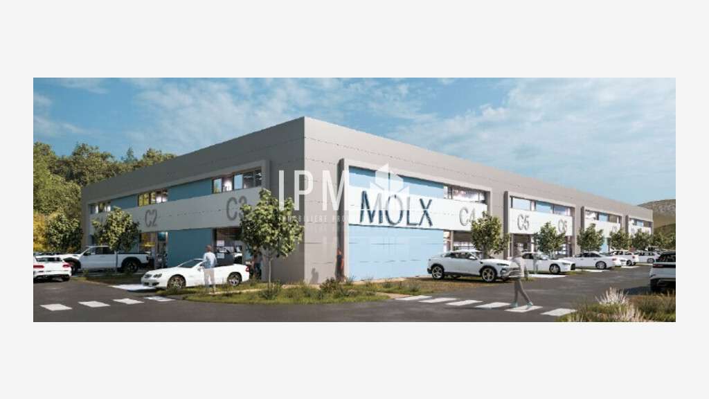 A louer local activités 3396m² divisible Gardanne