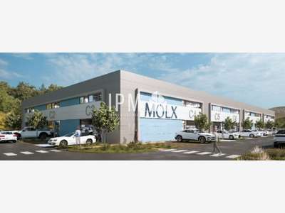 A louer local activités 3396m² divisible Gardanne