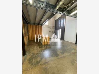 A louer local 1000 m² Vieille Chapelle  13008