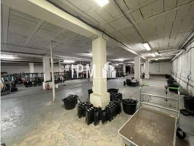 Local d'activités 585m² à louer 13009 Marseille