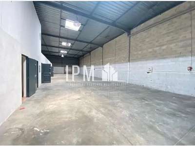 A louer local d'activités 460 m² ZI Rognac 13340