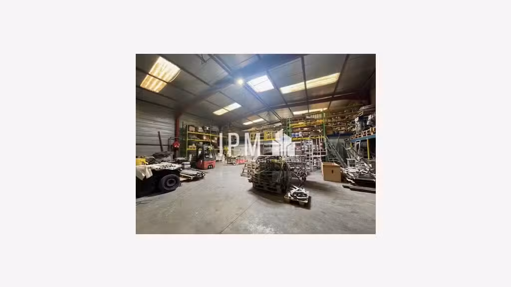Local d’activités 1200m² à louer ZA Septèmes