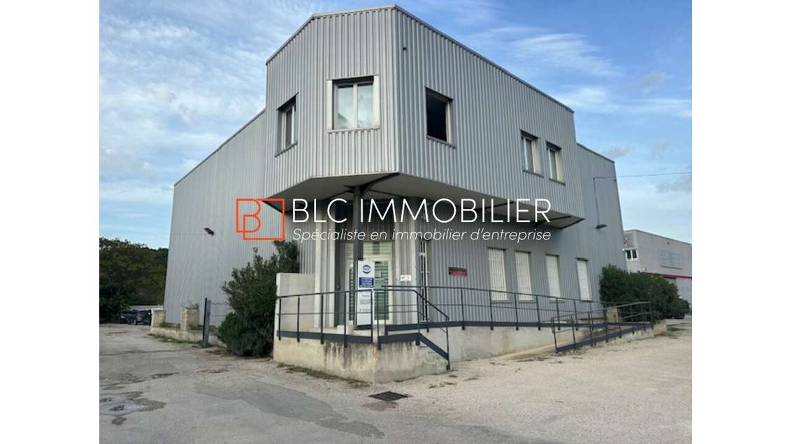 Local de 483m² à louer à Aubagne Camp Major