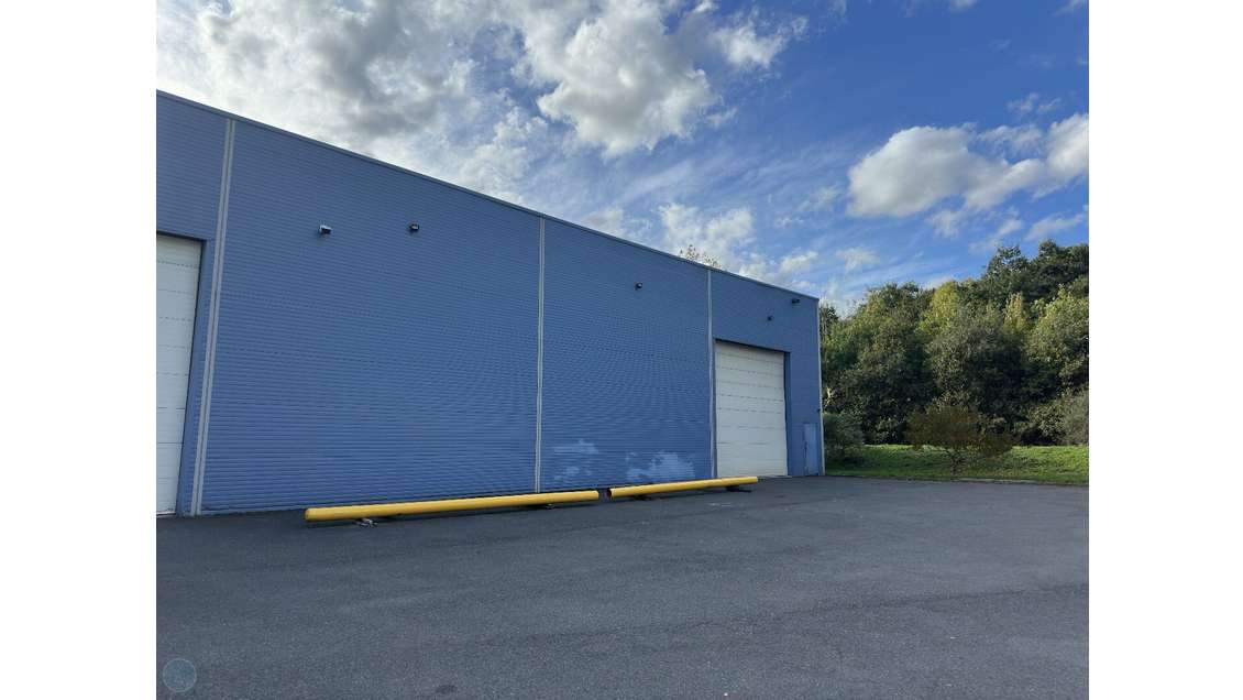 A louer local de stockage 220m² à Ingré ZA Pôle 45