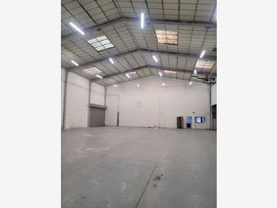 Location local de stockage 550m² zone Archimède