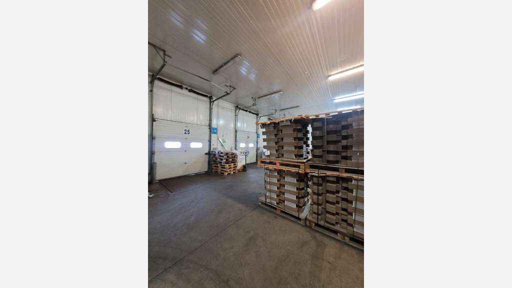 Location local de stockage 550m² zone Archimède