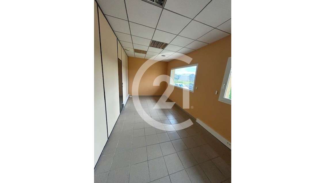 A louer local 40m² entre Valence et Chabeuil