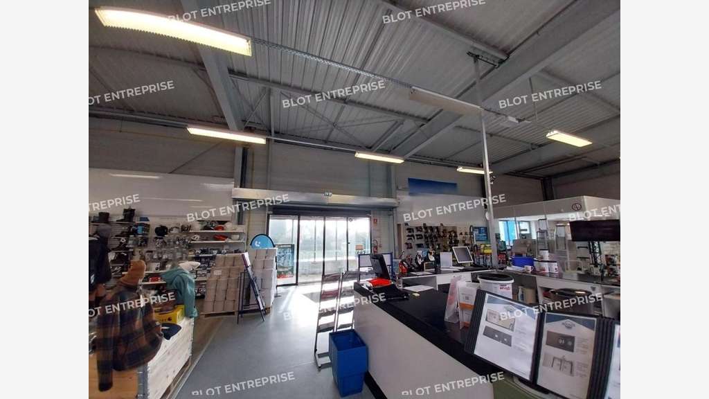 A louer bâtiment 867m² à La Baule-Escoublac