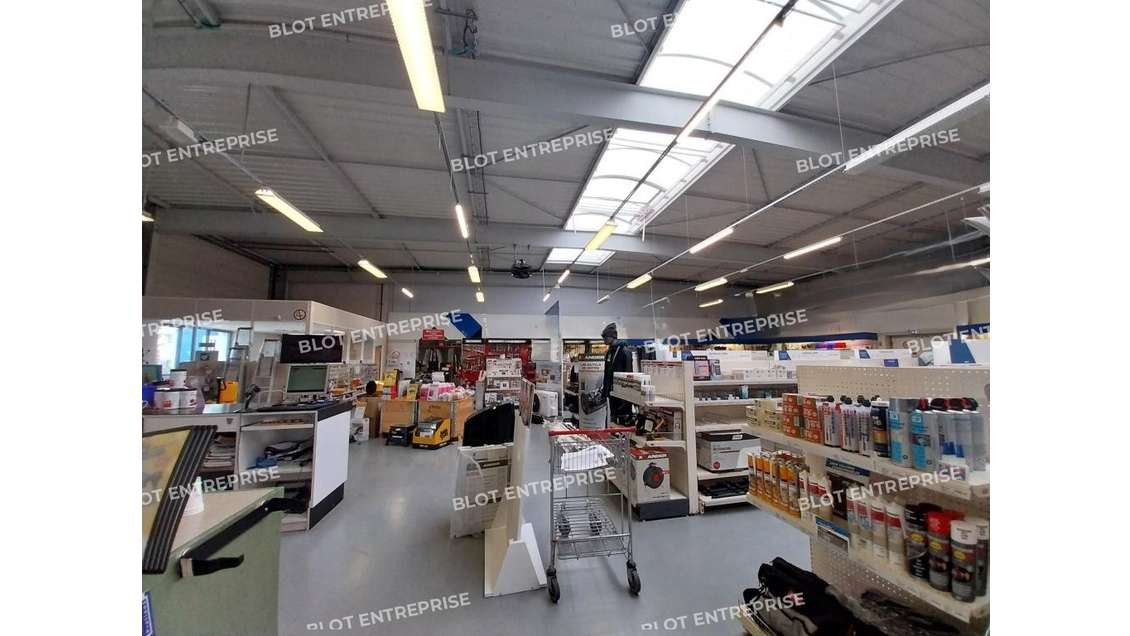 A louer bâtiment 867m² à La Baule-Escoublac