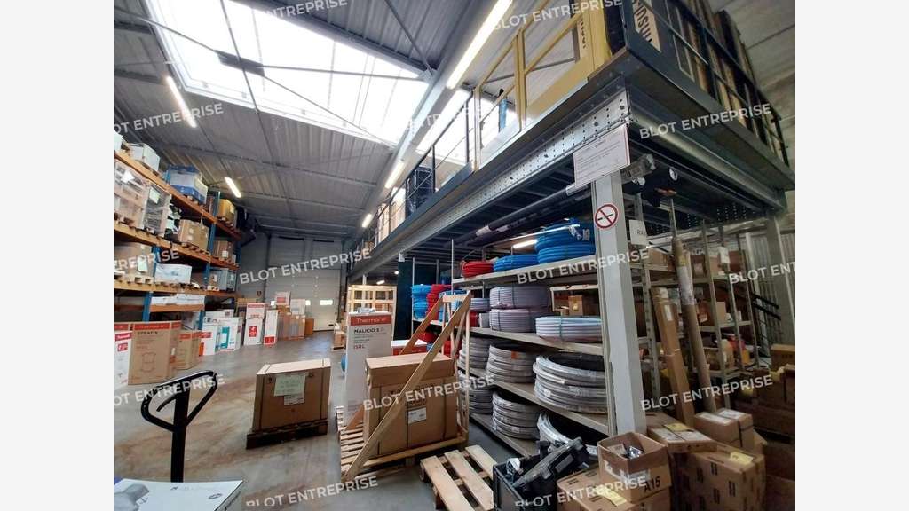 A louer bâtiment 867m² à La Baule-Escoublac