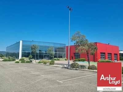 A louer local commercial 880m² à Montélimar RN7
