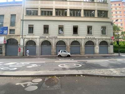 Location Locaux commerciaux - Boutiques à Lyon 5e