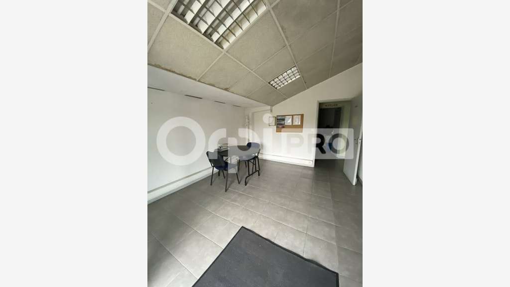 A louer entrepôt 600m² sur Montauban Nord à Albias