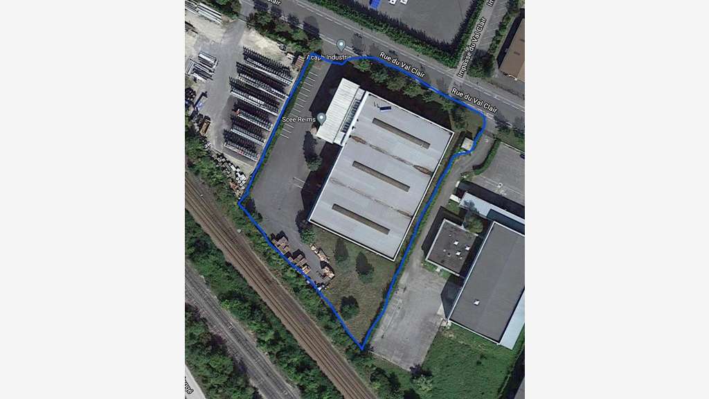 A louer local industriel 3000m² Zone de Pompelle