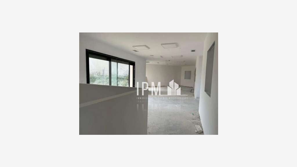 A louer bureaux 134m² RDC à Lançon-Provence
