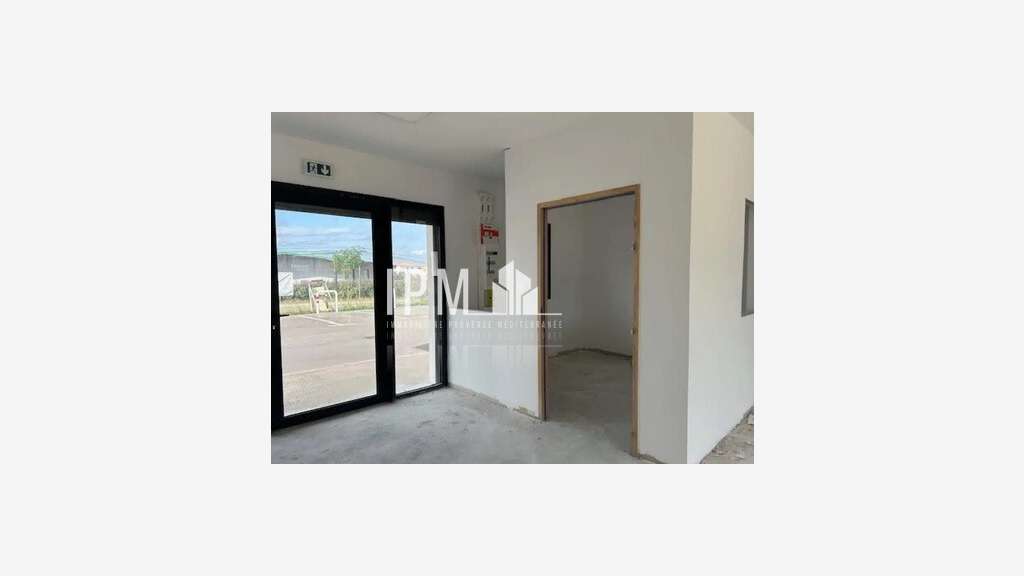 A louer bureaux 134m² RDC à Lançon-Provence