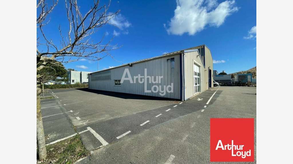 Local d'activité 540m² à louer aux Sables-d'Olonne