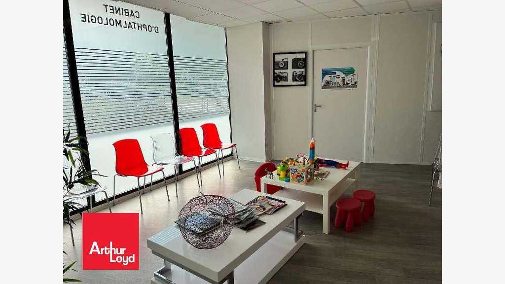 A louer local commercial 319m²agglo de Chartres
