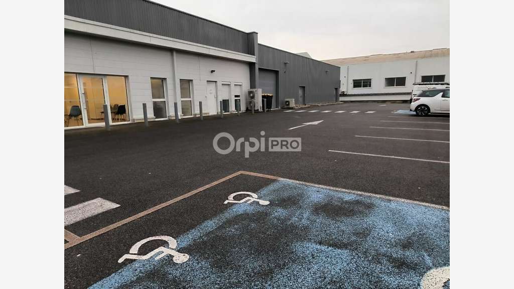 A louer local médical 35m² aux normes PMR à Brive