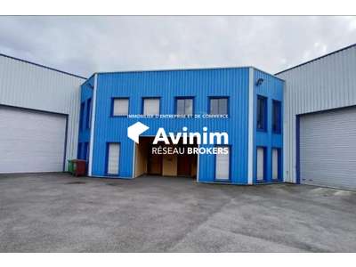 Location Locaux d'activités - Entrepôts à Chelles