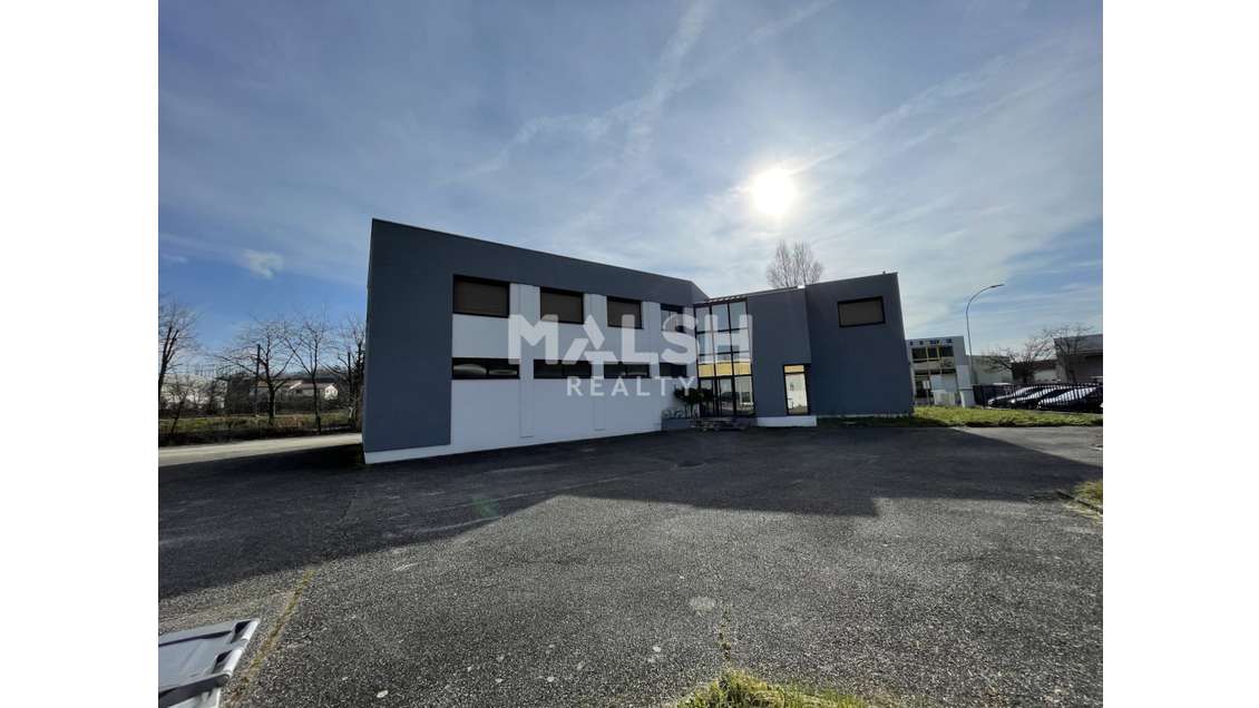 Local mixte à louer 574m² à Chaponost