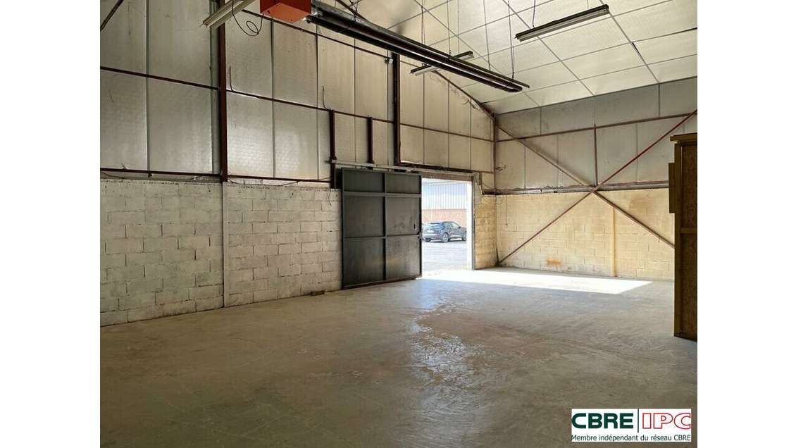 A louer local d'activité 234m² à Mont-de-Marsan
