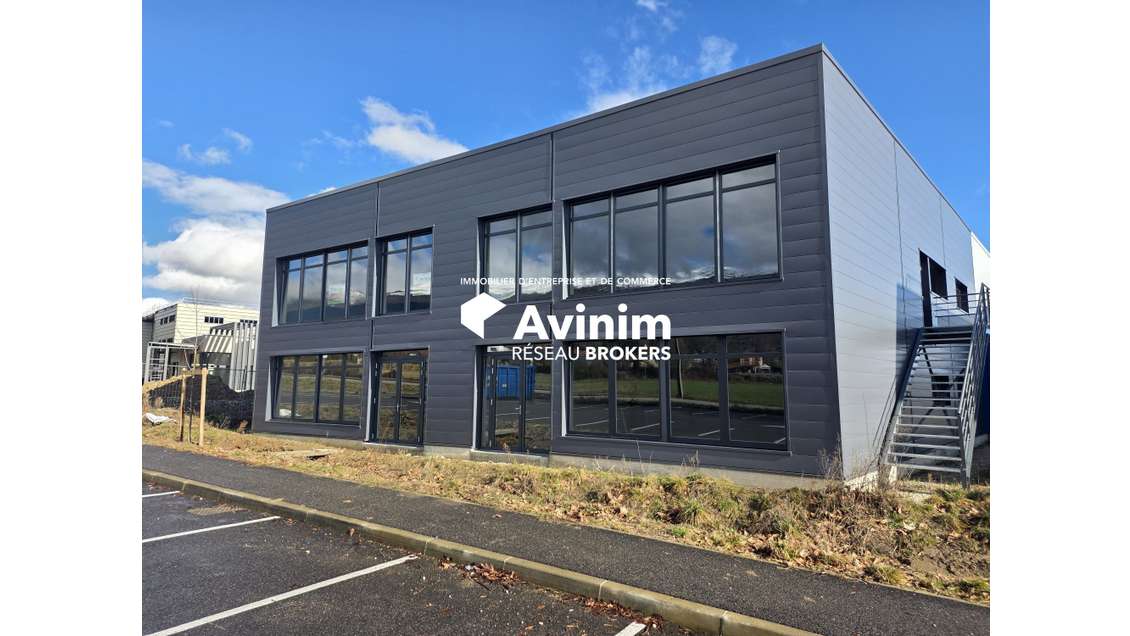 A louer local 181m² à Chevry ZA Les Grands Prés