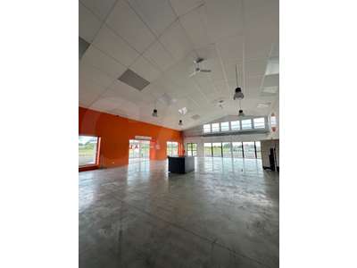 Location Locaux d'activités - Entrepôts à Plérin