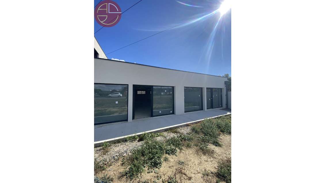 A louer local commercial 137m² Portet-sur-Garonne