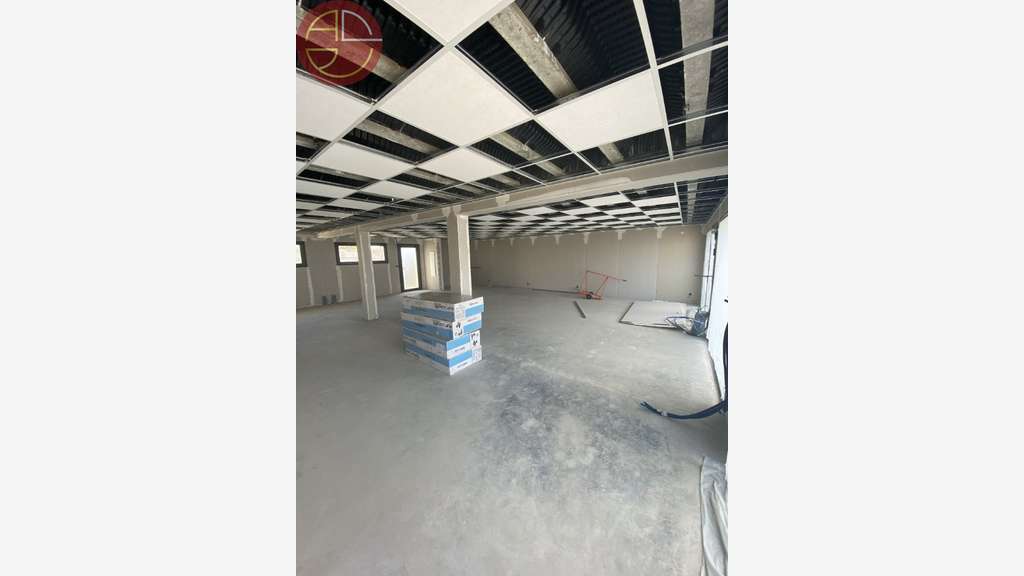 A louer local commercial 137m² Portet-sur-Garonne