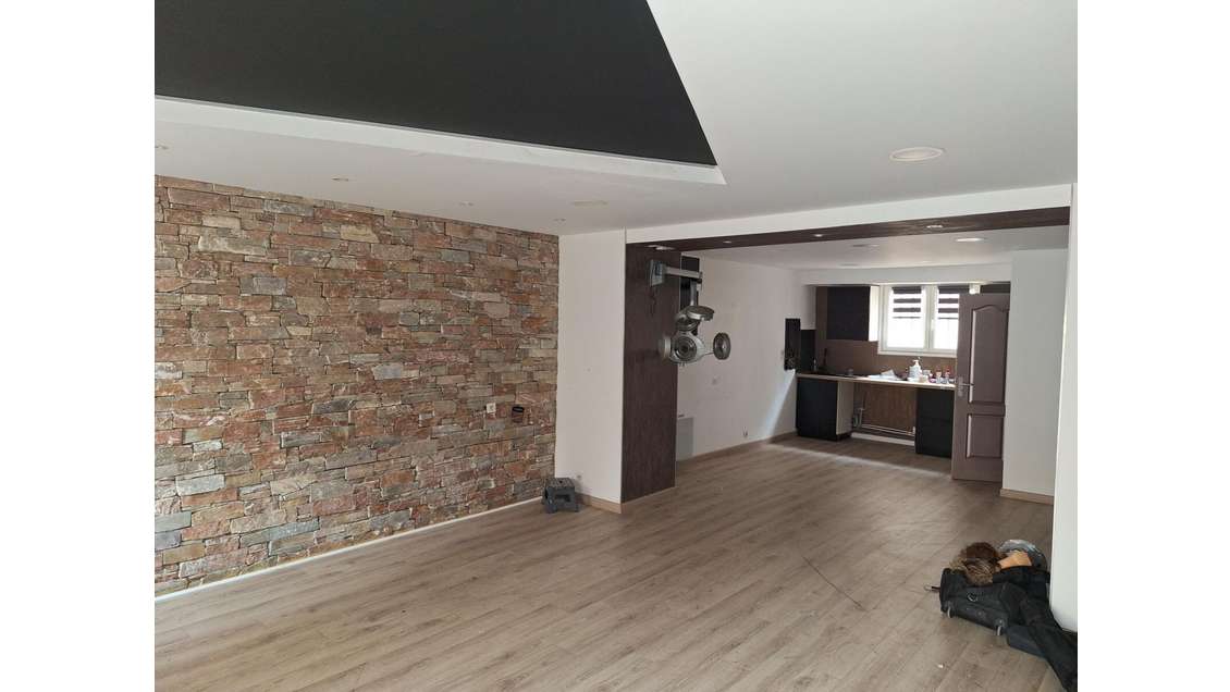 Local professionnel à louer en bon état à Fréjus