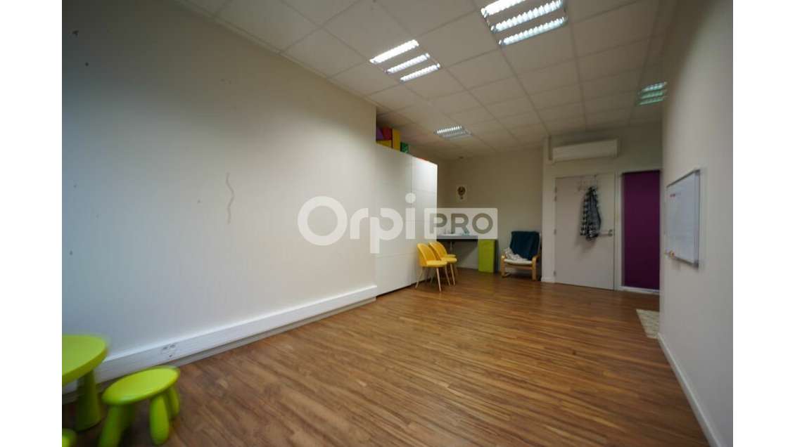 A louer local professionnel 30m² à Lozanne