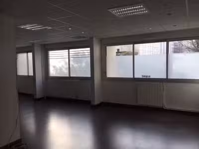 A louer 116m² Lyon 8e Avenue des Frères Lumière 