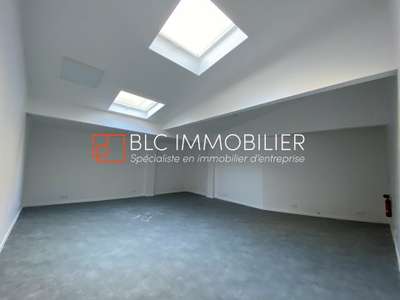 Location Locaux d'activités - Entrepôts à Marseille 9e