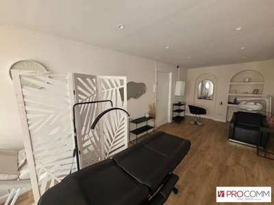 Local professionnel 60m² à louer à Montpellier