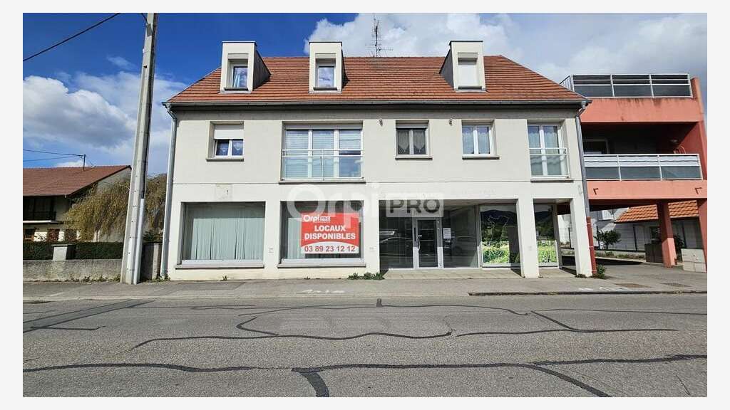 Bureau 125m² à louer à Muntzenheim