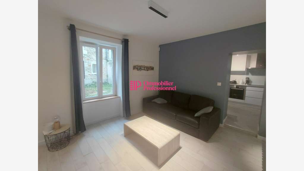 A louer local professionnel 57m² RDC à Quimper
