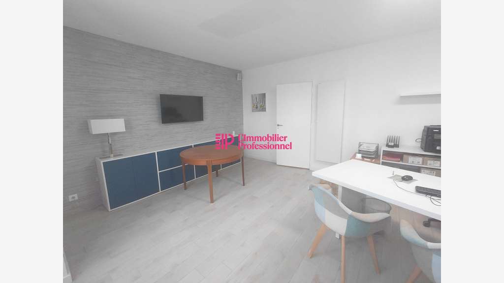 A louer local professionnel 57m² RDC à Quimper