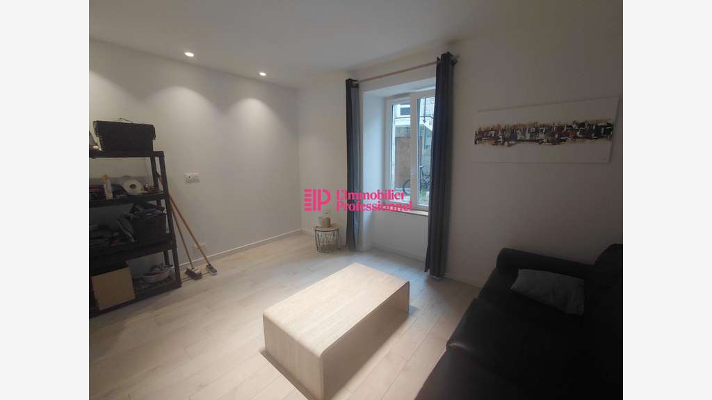 A louer local professionnel 57m² RDC à Quimper