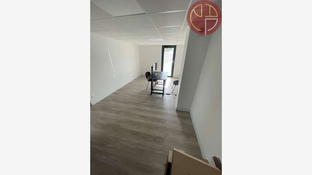 A louer local commercial 91m² à Quint-fonsegrives